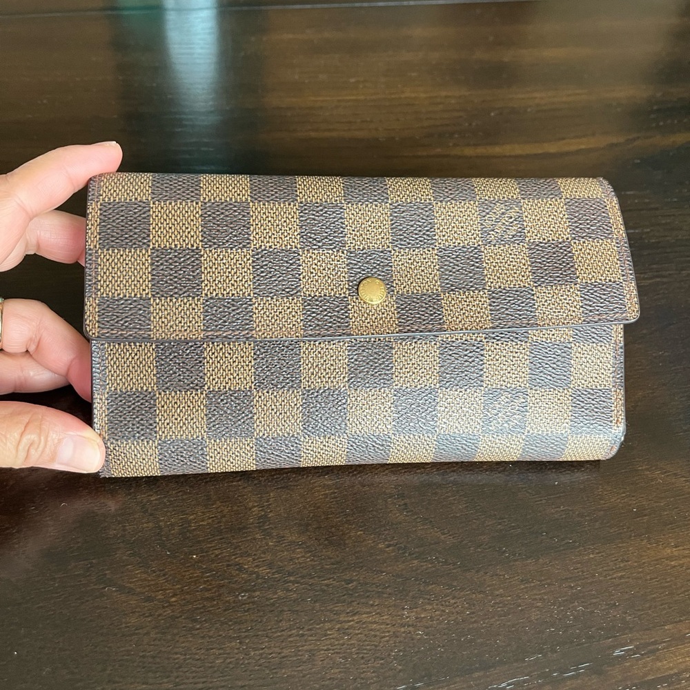 Damier - Picture 5 of 8